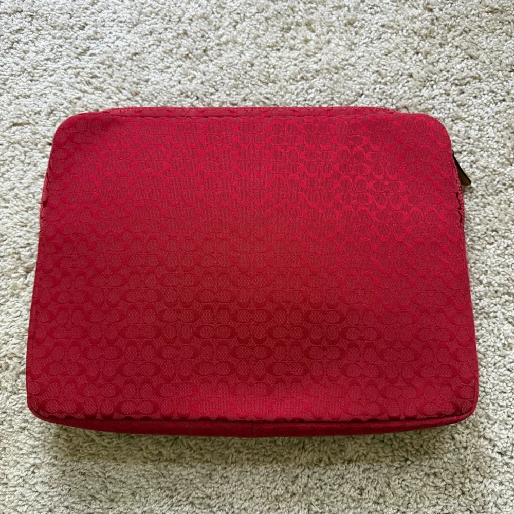 Coach Voyage Signature Padded Laptop Case - Red Canvas - Picture 2 of 13